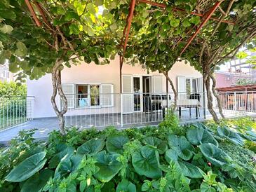Ferienwohnungen mit Parkplatz Rovinj - 26720