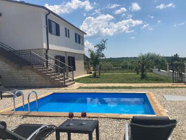 Apartments with swimming pool Višnjan - Strpačići, Central Istria - Središnja Istra - 26734 Adriatic.hr
