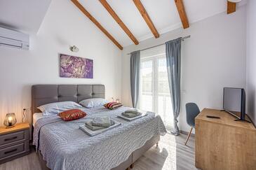 Family friendly house with a swimming pool Rovinjsko Selo, Rovinj - 26742