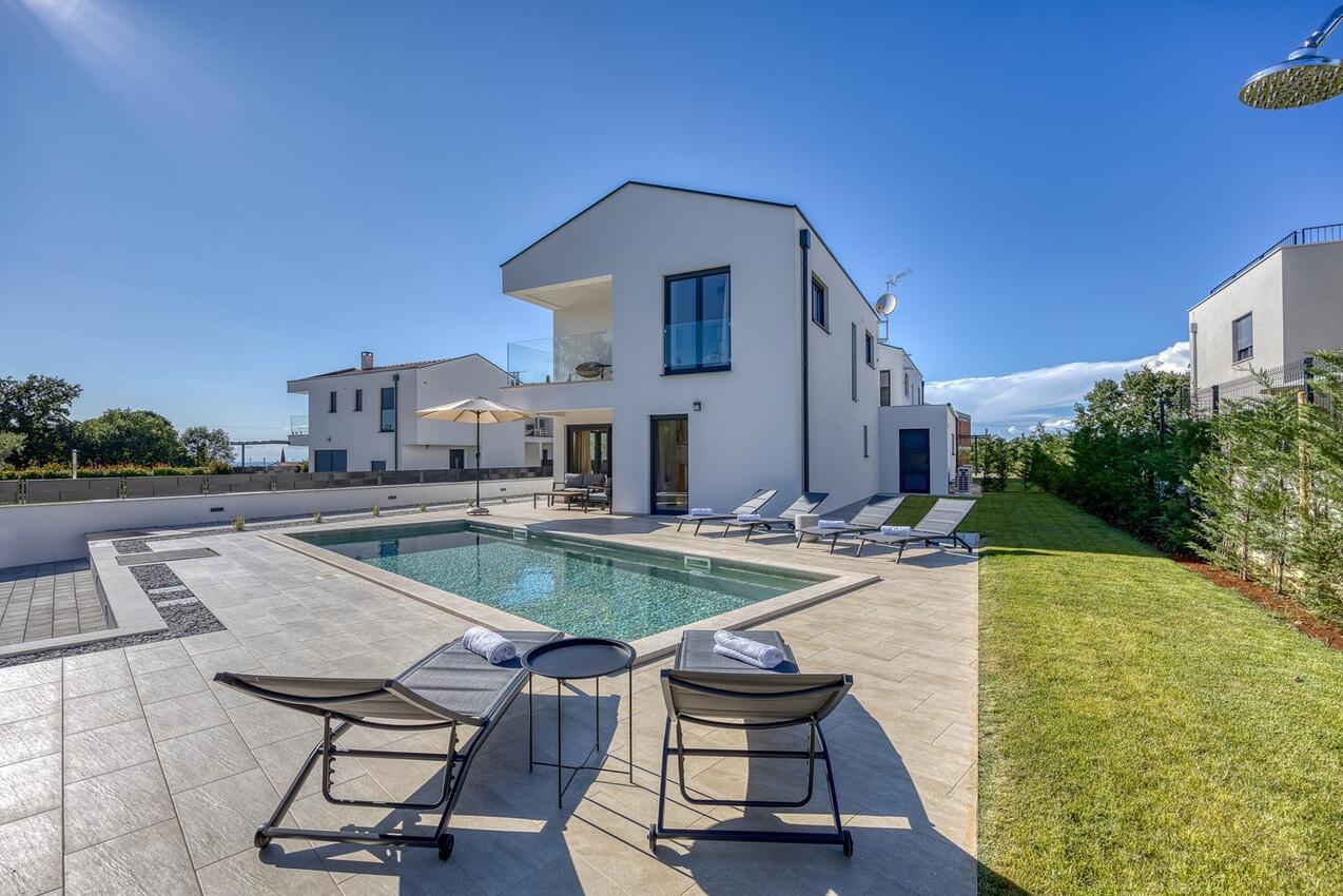 Luxury villa with a swimming pool Kosinožići, Poreč - 26745