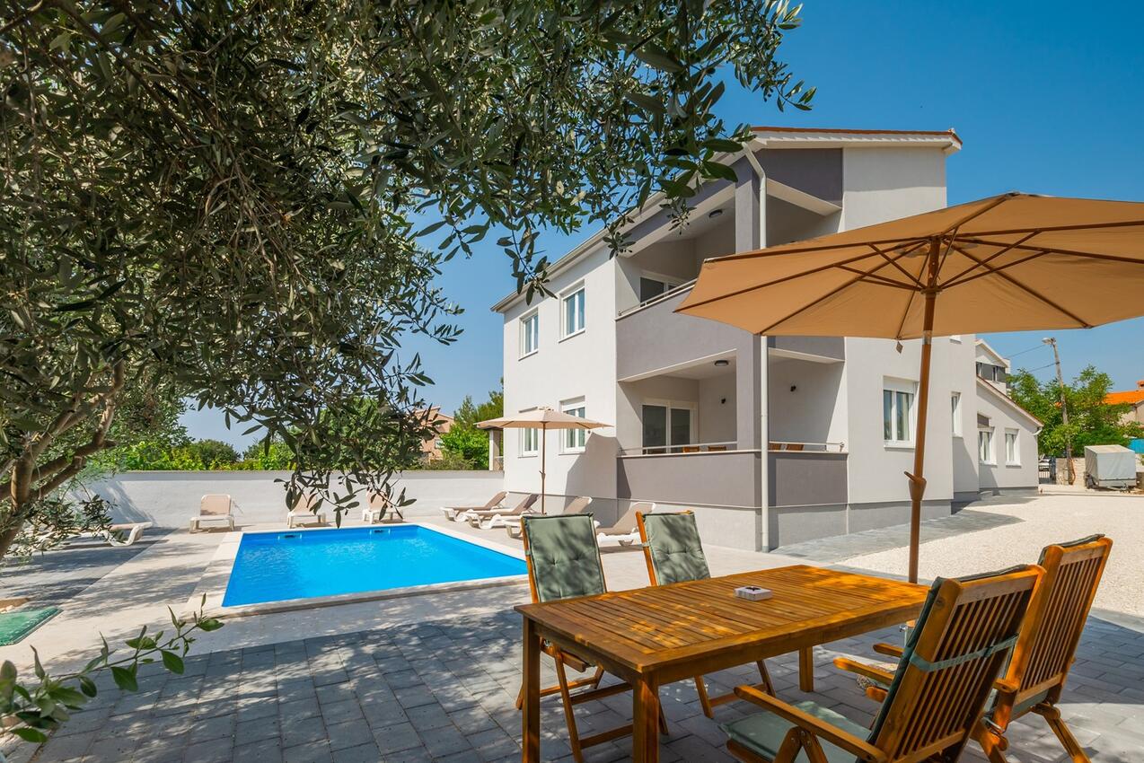 Apartamente cu piscină Medulin - 26804