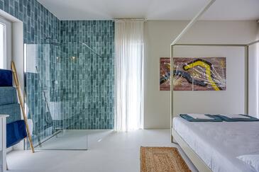 Feriehus med swimmingpool Kremenići, Krk - 26824