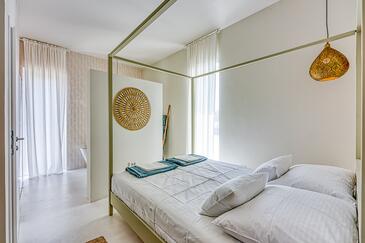 Feriehus med swimmingpool Kremenići, Krk - 26824