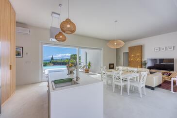 Feriehus med swimmingpool Kremenići, Krk - 26824
