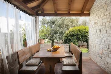 Holiday house with a parking space Novigrad - 26829