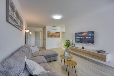 Lejlighedens parkeringsplads Stranici, Porec - 26837
