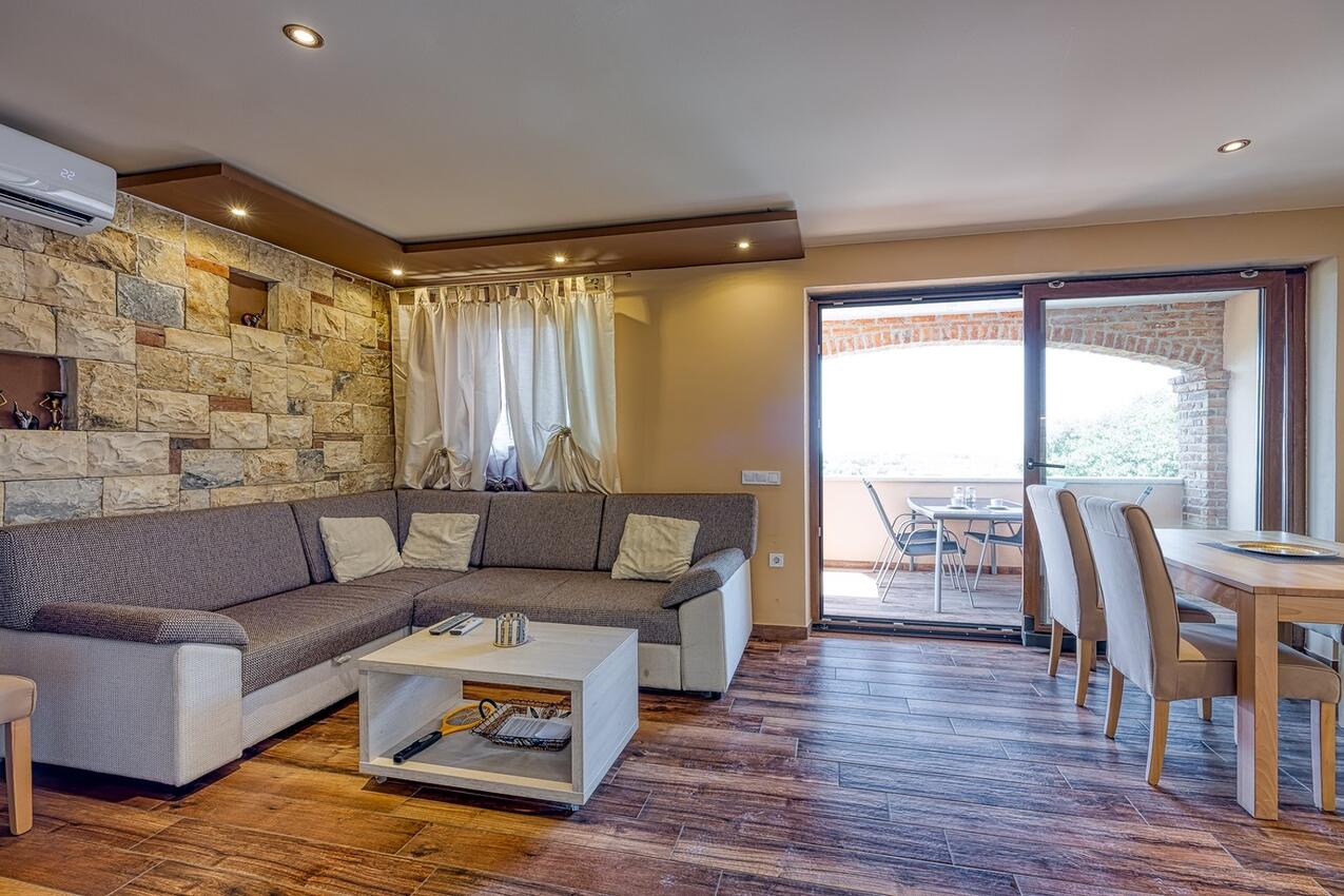 Apartamente cu parcare Mugeba, Porec - 26857