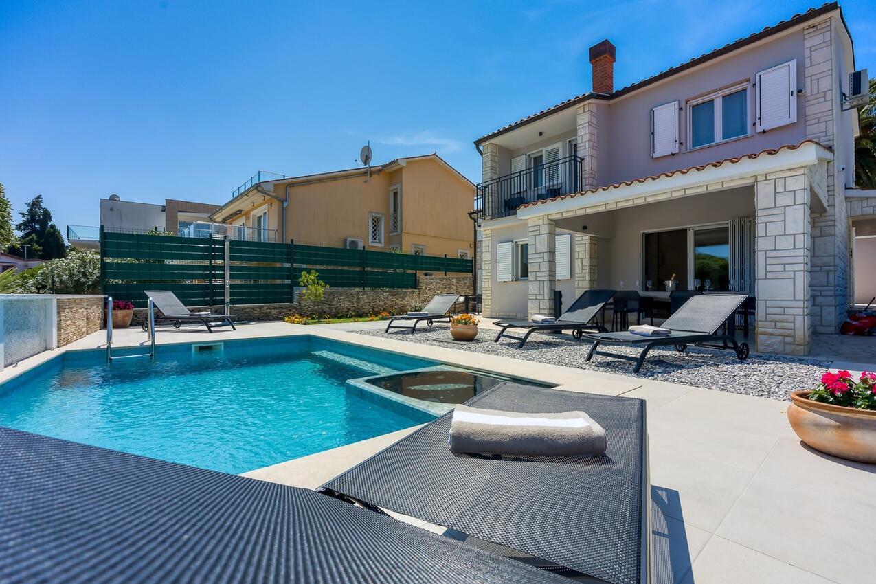 Familiehus med pool Premantura, Medulin - 26859