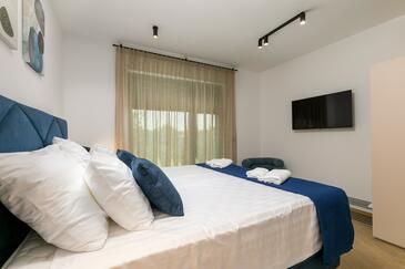 Casa pentru familii cu piscină Porec - 26862