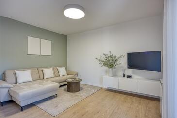 Familjehus med pool Marcana - 26874