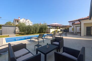 Casa di quattro stanze Novigrad (K-26915)