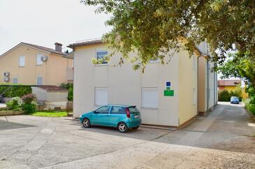 Apartments with parking space Pula - 26934 Adriatic.hr