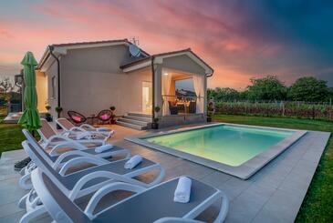 Casa con piscina per famiglia Barban, Istria Centrale - Središnja Istra - 26937 Adriatic.hr