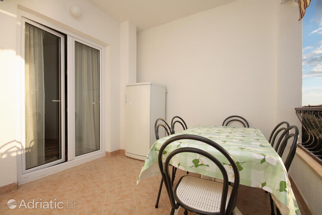 A-2694-a - Kwatery prywatne - Apartamenty nad morzem Tucepi, Makarska