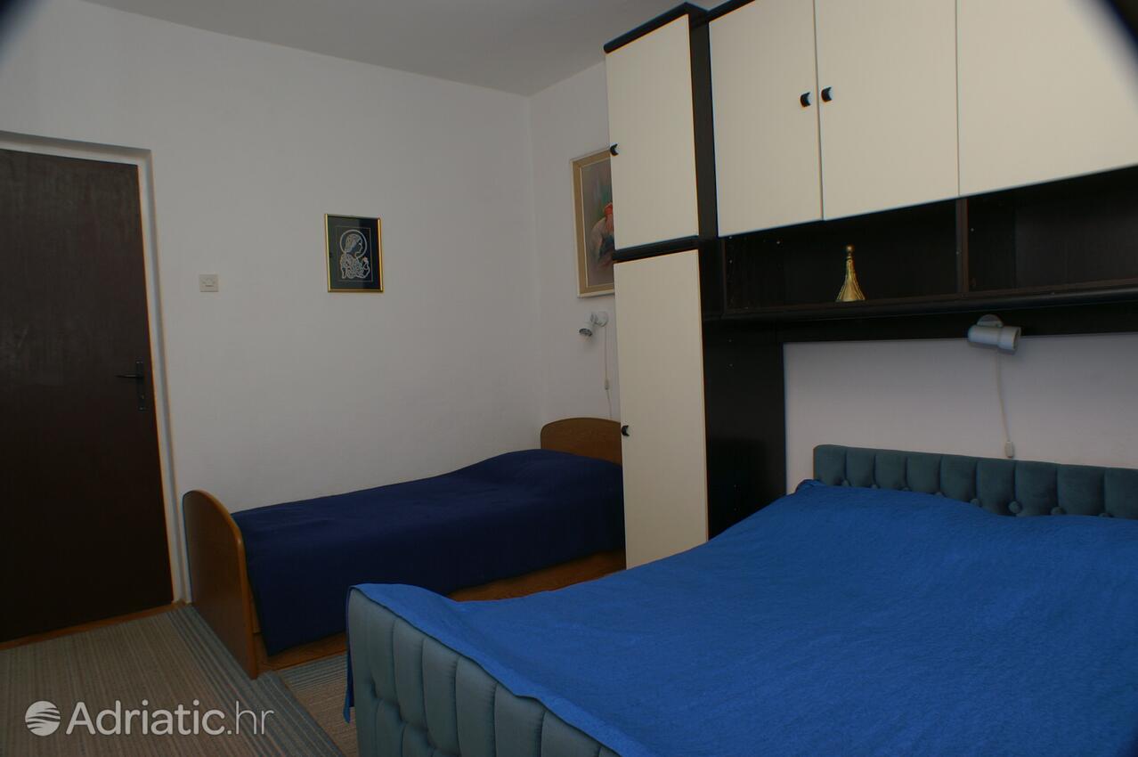 A-2694-b - Kwatery prywatne - Apartamenty nad morzem Tucepi, Makarska