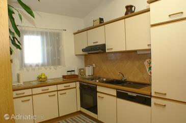 Apartmani uz more Tučepi, Makarska - 2694