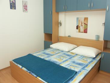 Ferienwohnungen mit Parkplatz Bratus, Makarska - 2696