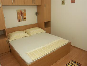 Ferienwohnungen mit Parkplatz Bratus, Makarska - 2696