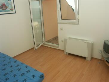 Ferienwohnungen mit Parkplatz Bratus, Makarska - 2696