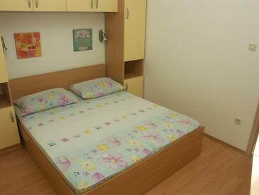 Ferienwohnungen mit Parkplatz Bratus, Makarska - 2696