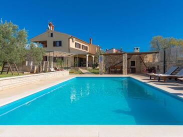 Family friendly house with a swimming pool Vodnjan, Fažana - 26962