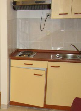 Apartmani s parkingom Bratuš, Makarska - 2697