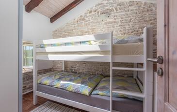 Sommerhus med parkering Baderna, Sredisnja Istra - 27000