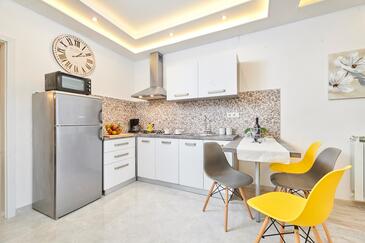 Apartments with parking space Rožac, Umag - 27001