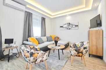 Apartments with parking space Rožac, Umag - 27001