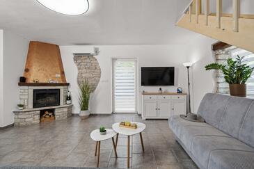 Holiday house with a swimming pool Pazin, Central Istria - Središnja Istra - 27007