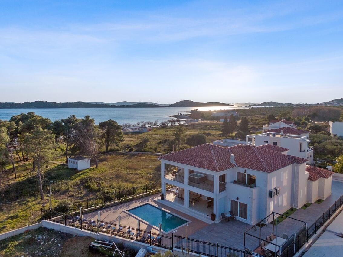Luxusvilla mit Pool Vodice - 27009