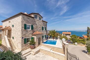 Feriehus med svømmebasseng Crveni Vrh, Umag - 27010 Adriatic.hr