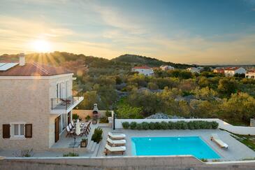 Vakantiehuis met zwembad Betina, Murter - 27011 Adriatic.hr