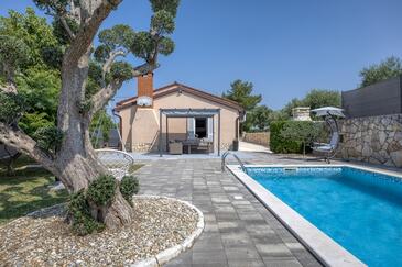 Rodinné apartmány s bazénem Kanfanar, Vnitrozemí Istrie - Središnja Istra - 27024 Adriatic.hr