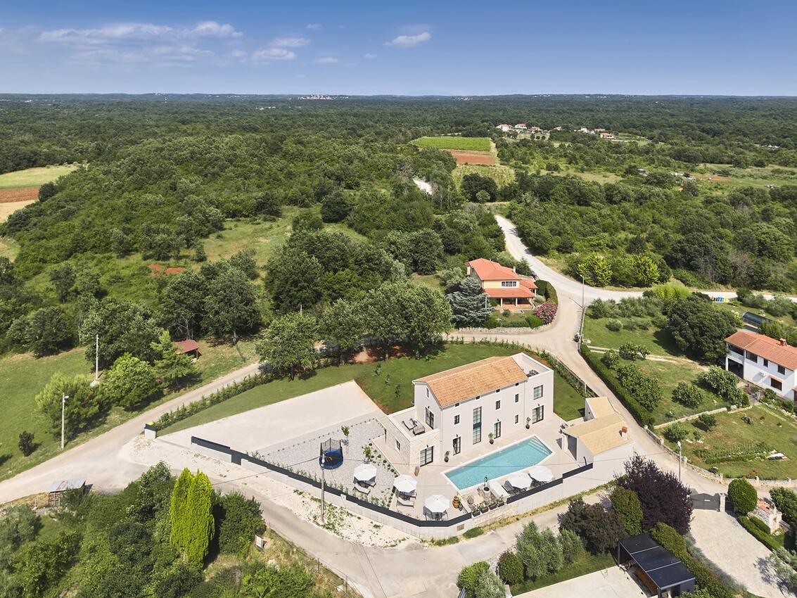 Holiday house with a swimming pool Kirmenjak, Poreč - 27028