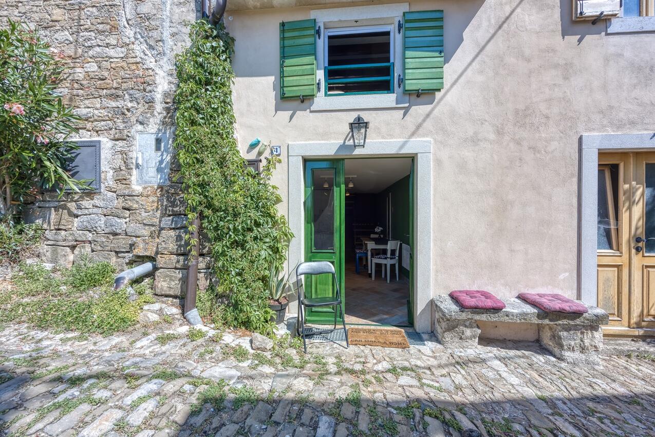 Lejlighedens parkeringsplads Motovun - Bataji, Sredisnja Istra - 27046