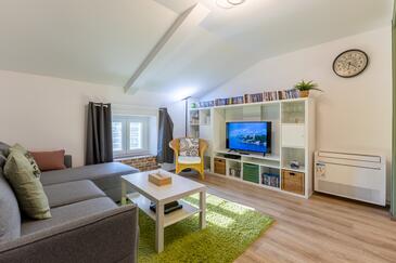 Apartments with parking space Poreč - 27057 Adriatic.hr