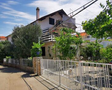 Appartamenti con parcheggio Vodizze - Vodice - 27079 Adriatic.hr