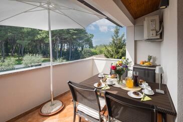 Two bedroom apartment Poreč (A-27083-c)
