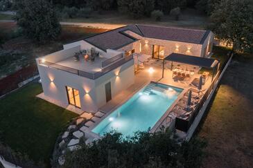 Familiehus med pool Tar, Porec - 27089 Adriatic.hr