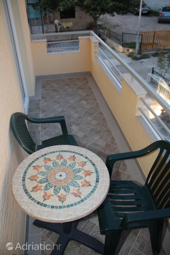 A-2709-b - Private accommodation - Apartments with a parking space Baška Voda, Makarska
