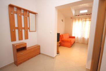 Apartamentos com espaços ao ar livre Baška Voda, Dalmácia Central