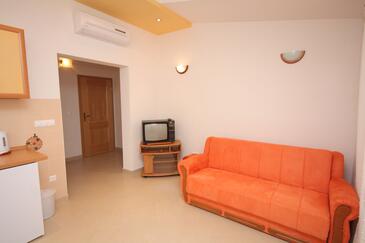 Apartamentos com espaços ao ar livre Baška Voda, Dalmácia Central