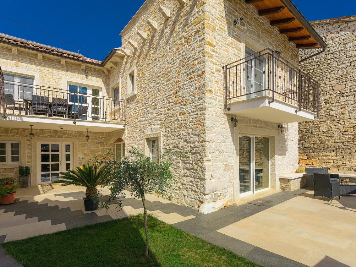 Holiday house with a swimming pool Pazin, Central Istria - Središnja Istra - 27109