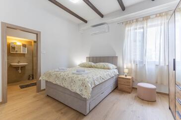 Апартаменты с парковкой Врсар - Vrsar, Пореч - Poreč - 27117