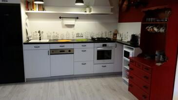 Apartments with parking space Sveti Filip i Jakov, Biograd - 27120