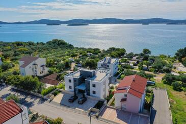 Seaside apartments with a swimming pool Sveti Filip i Jakov, Biograd - 27123 Adriatic.hr