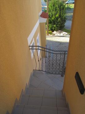 Apartments with parking space Sveti Filip i Jakov, Biograd - 27125