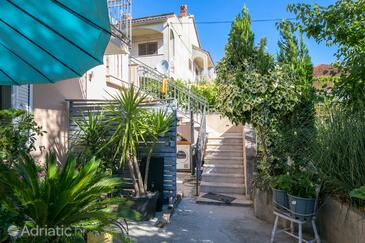 Apartments with parking space Trogir - 27140 Adriatic.hr
