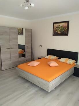 Apartmani s parkingom Zadar - 27152